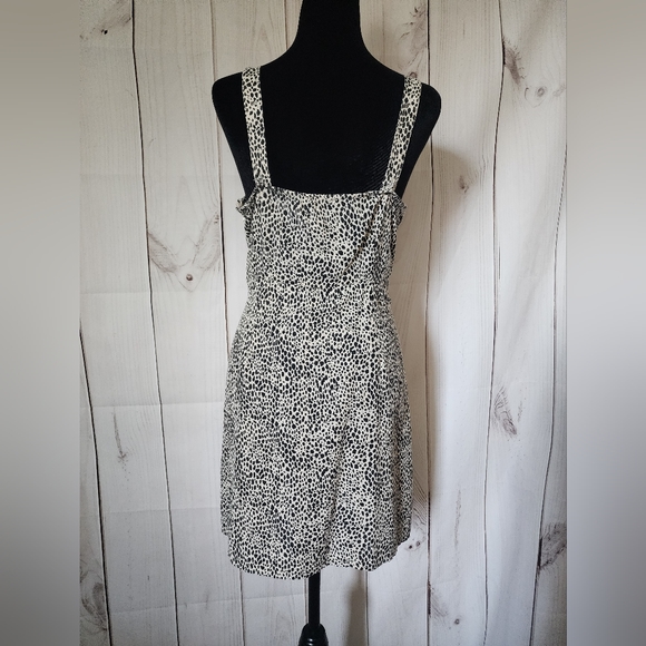 American Eagle leopard print dress, size M - Picture 3 of 4